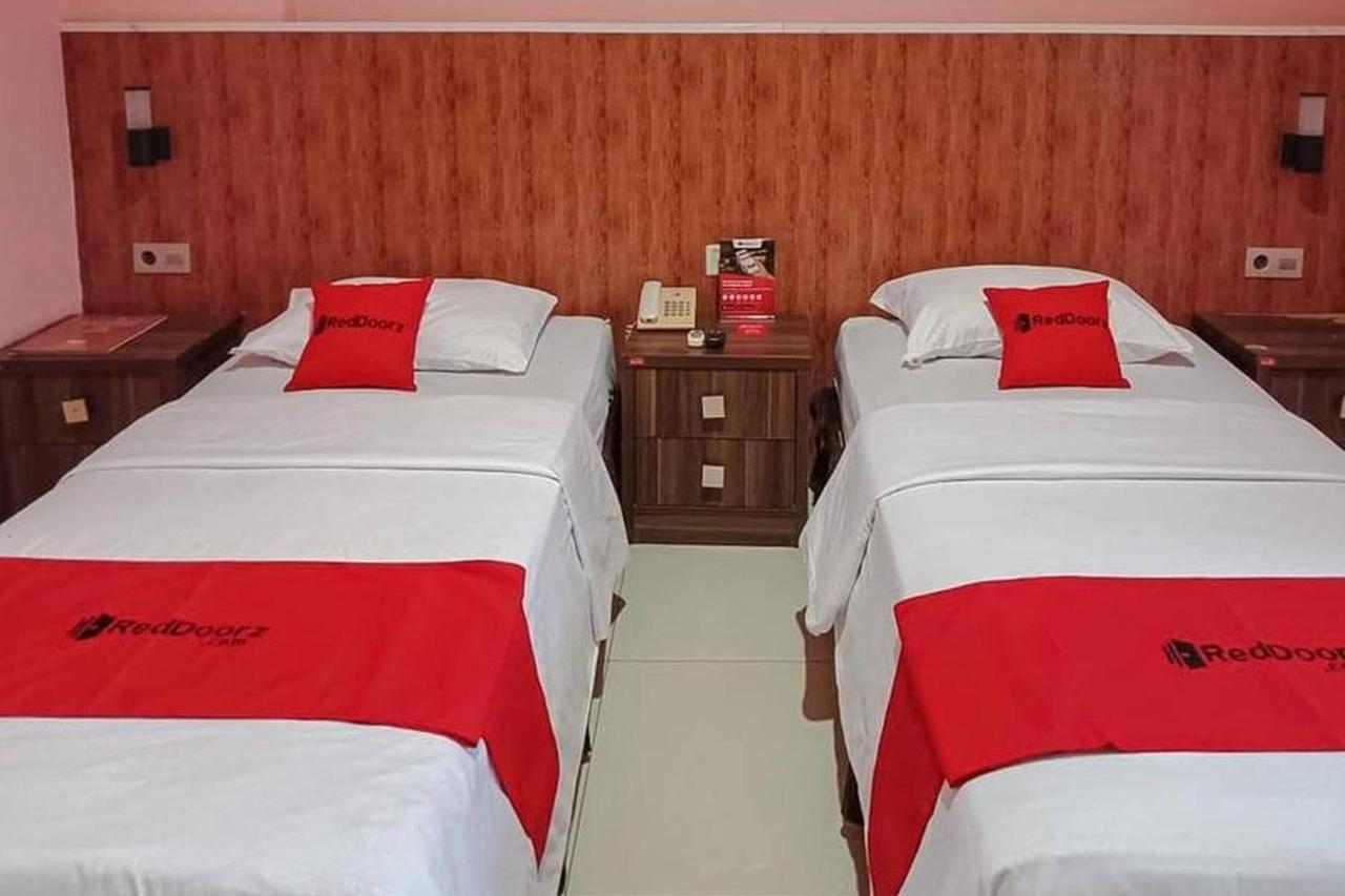 Reddoorz @ Sorong City Center מראה חיצוני תמונה